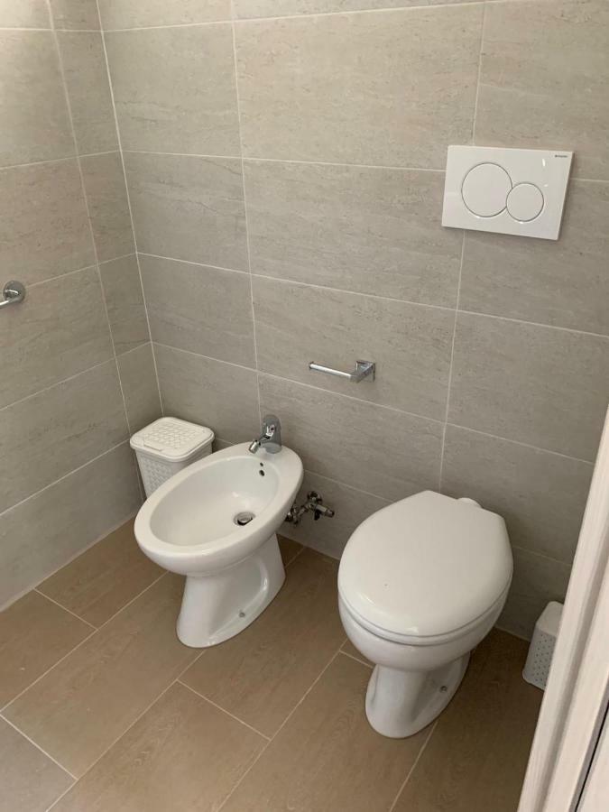 לינה וארוחת בוקר מלנדוניו Le Tre Colonne מראה חיצוני תמונה