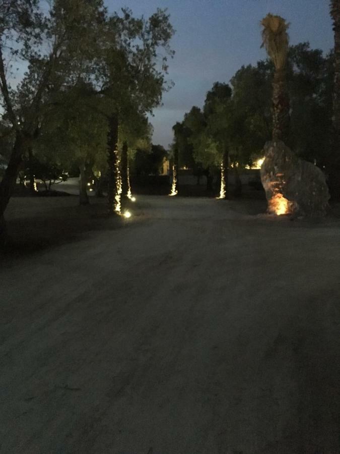 לינה וארוחת בוקר מלנדוניו Le Tre Colonne מראה חיצוני תמונה